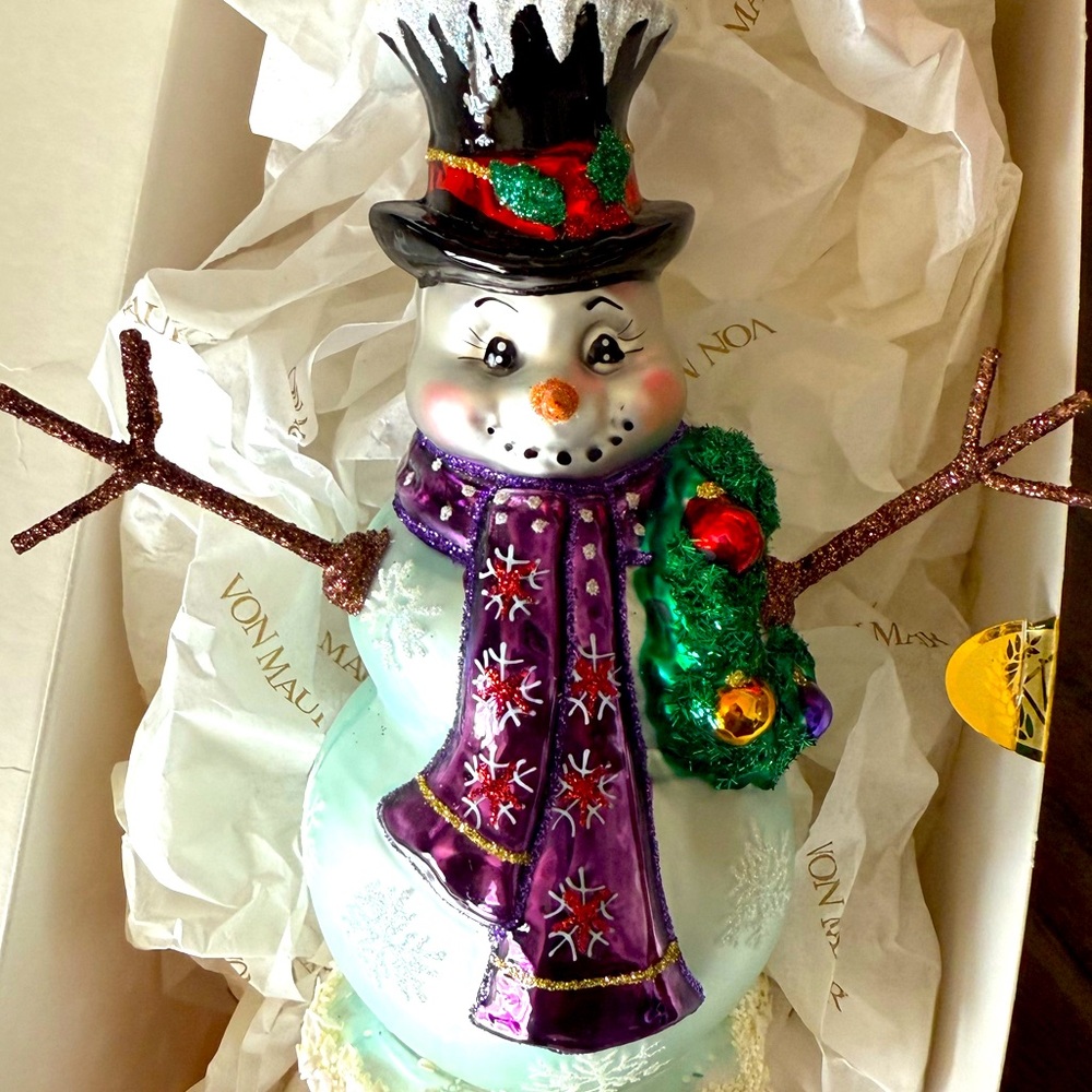 RETIRED 2001 Christopher Radko "In The Meadow" snowman ornament